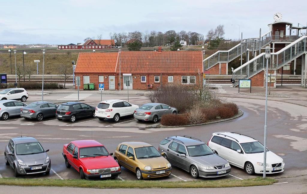 4.2 Laholm Lokalisering av järnvägsstationer 4.2.1 Bakgrund Förutom kommunala sektorn med vård, skola och omsorg är näringslivet i