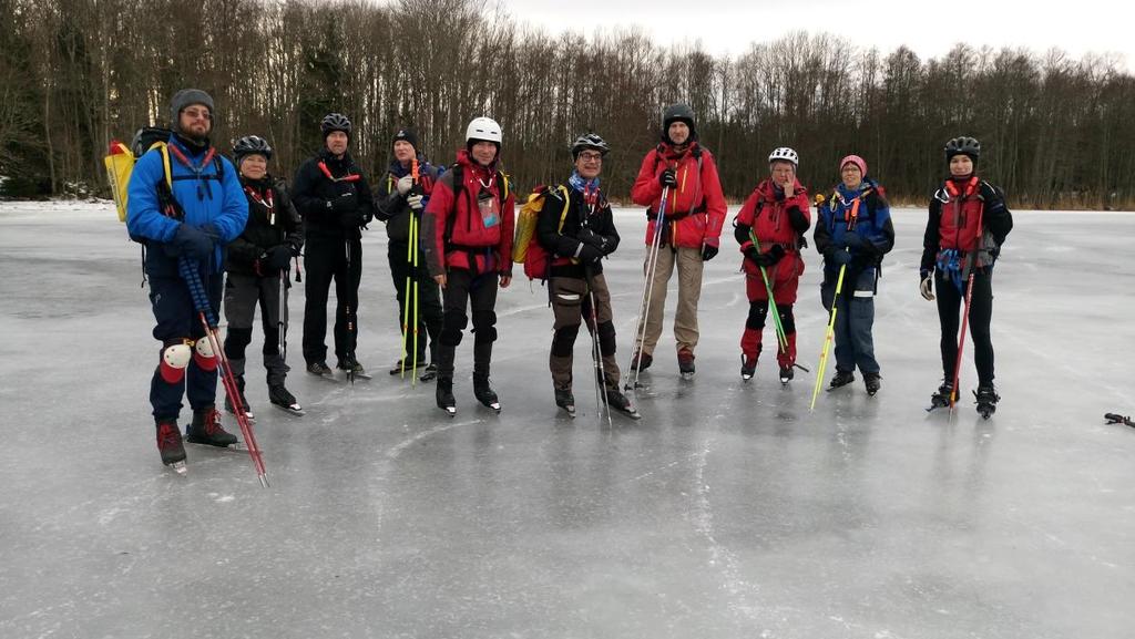 15/1-2017 Brofjärden Björkvikens Camping, 09:30 - Björkvikens Camping, 13:30 12 lyckliga Knivsta-FF-skrinnare fick nöjet att njuta av ca 32 km ökning på först Brofjärdens isar och sedan