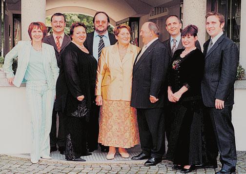 Från vänster till höger: Marianne Berger-Molitor, Christian Berger, Karin Berger-Haggenmiller, Peter Berger, Edith och Alois Berger, Oswald Berger, Gerlinde Berger och Alexander Berger.
