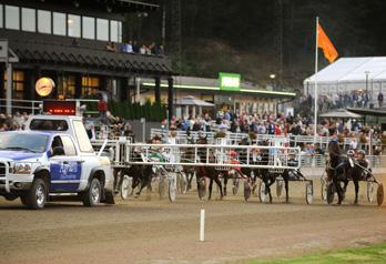 Uppfödare: Menhammar Stuteri AB, Ekerö. Tränare: Hultman Stefan, Ekerö. Tot.oms: 1.477.046 kr. Odds: 3,81. Plats: 1,74-5,78-2,16. Tvilling: 94,16. breeders crown 3-åriga ston (Gr. I Int.