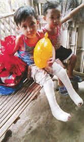 Manansala föddes med en deformitet i sina fötter. Han kommer från en fattig familj. Hans pappa jobbar som tricycle förare och hans mamma tar hand om honom och hans sju syskon.