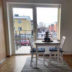 Vi hindrar ju ingen från att röka, bara det inte sker i lägenheten, på balkongen eller i direkt anslutning till fastigheten, berättar Linus Arnstberg administrativ chef.