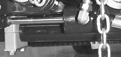 2 Figur 7. Främre cylinder 2. Kontramutter 3.