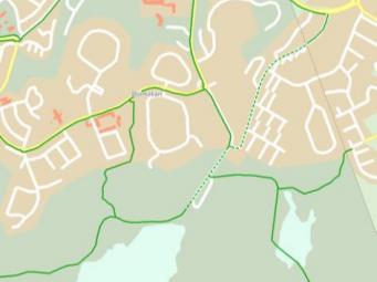 9 Figur 2-5 Befintliga (hel linje) och planerade (streckad linje) cykelbanor.