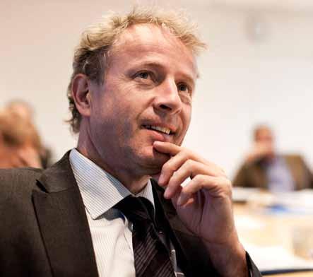 Framgångsrikt första kvartal fortsatt konsolidering Nettoomsättningen minskade med 5,5% till 48 994 MSEK (51 868). Rörelseresultatet ökade med 60,1% till 18 956 MSEK (11 842).