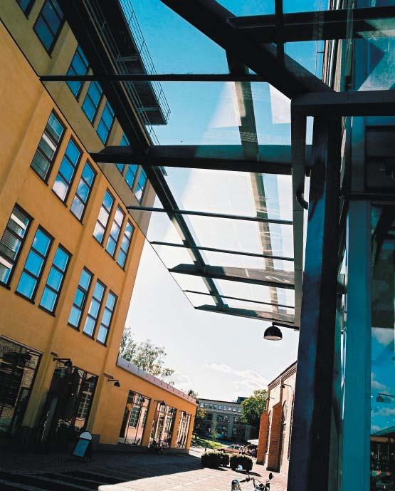 Skyltar, skärmtak, belysning mm