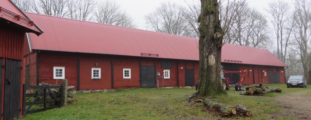 ålderdomliga stenmurar och rösen.