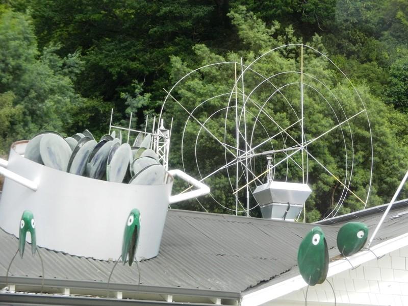 Ny rön om antenner I januari 2015 gjorde jag min 14:e DX-pedition till Nya Zeeland sedan 1990. Inte för att köra radio men för att njuta av det fantastiska landskapet och vänliga människor.