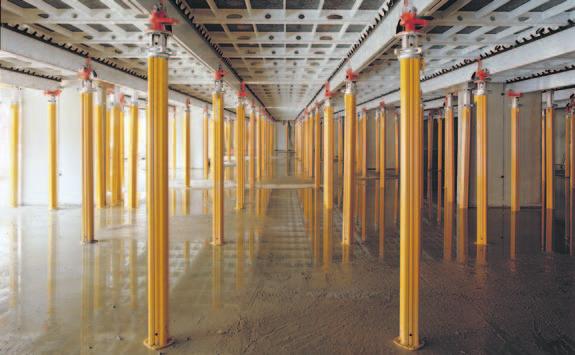 SKYDECK Ett konkurrenskraftigt valvformsystem i aluminium med extremt kort formningstid SKYDECK har sänktopp Formen kan rivas redan efter en dag (beroende på valvtjocklek och betongfasthet).