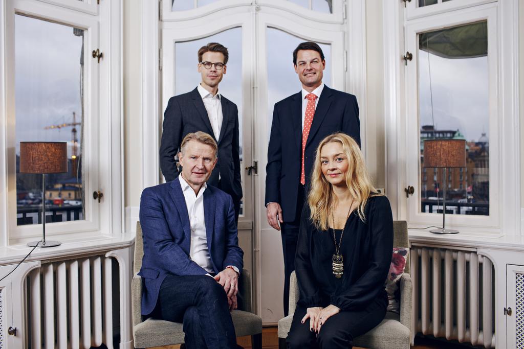 INSIDERFONDER ÅRSBERÄTTELSE 2016 5 Fondbolaget: Insiderfonder AB Organisationsnummer: 556739-2849 Säte: Stockholm tillstånd: Fondverksamhet enligt lagen om värdepappersfonder (LVF), fondverksamhet