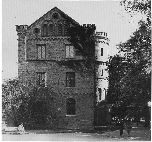 Västra gaveln på Kungshuset i Lundagård, där "Musaeum Stobaeanum" inrymdes på andra våningen.