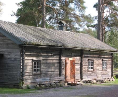 Lördag utan logi inkl. middag ca 700 kr Lördag utan logi exkl. middag ca 500 kr Söndag utan logi inkl.