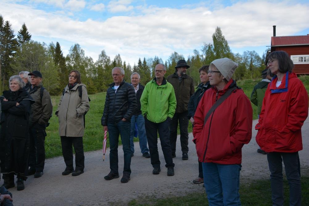 Israels. Härbret från Tenskog i Los som daterats till 1640 står nu på hembygdsgården Gammeltomten och i Tandsjöborg, Hamra, finns ett härbre från 1716.