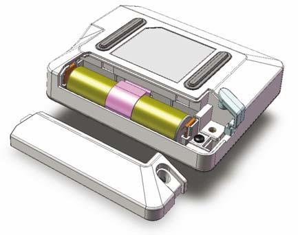 Instruktioner steg för steg 2. Ta bort locket till batteriluckan och det gamla batteriet. Fig. 6 3. Sätt in ett nytt batteri i batterifacket enligt polmarkeringen. 4.