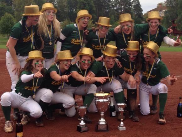 SVENSKA BASEBOLL OCH SOFTBOLL FÖRBUNDET Softboll Inomhus SM, Örebro KIF Eagles - Skövde 1-2 Enköping - Söder 1-11 Skövde - Enköping 9-10 Leksand - Söder 7-1 KIF Eagles - Leksand 0-16 Söder - Skövde
