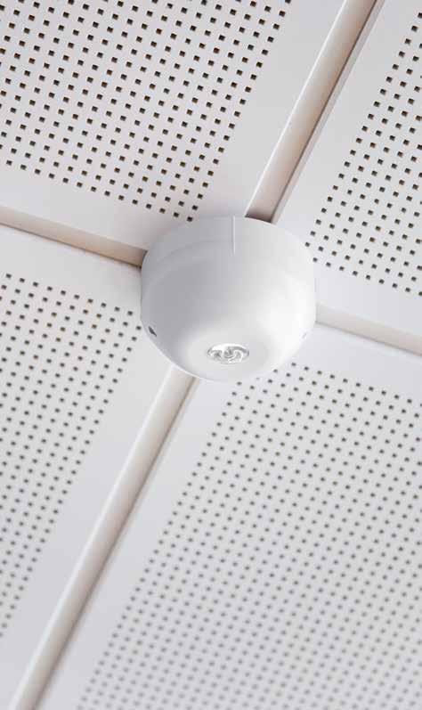Monteringsavstånd Rektangulär lins med Li-Ion batteri för 1 lux. Höjd 2.5 m 1.5 m 3.0 m 6.0 m 13.0 m 3.0 m 1.6 m 3.3 m 7.0 m 15.0 m 4.0 m 2.0 m 4.3 m 9.5 m 19.0 m 5.0 m 2.5 m 5.0 m 10.5 m 23.0 m 6.0 m 2.9 m 6.
