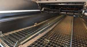 Systemet skapar optimerat luftflöde över hela sållområdet. Det aerodynamiskt formade Venturi-luftintaget, som är placerat i fläkthusets centrum, ökar mängden luft.