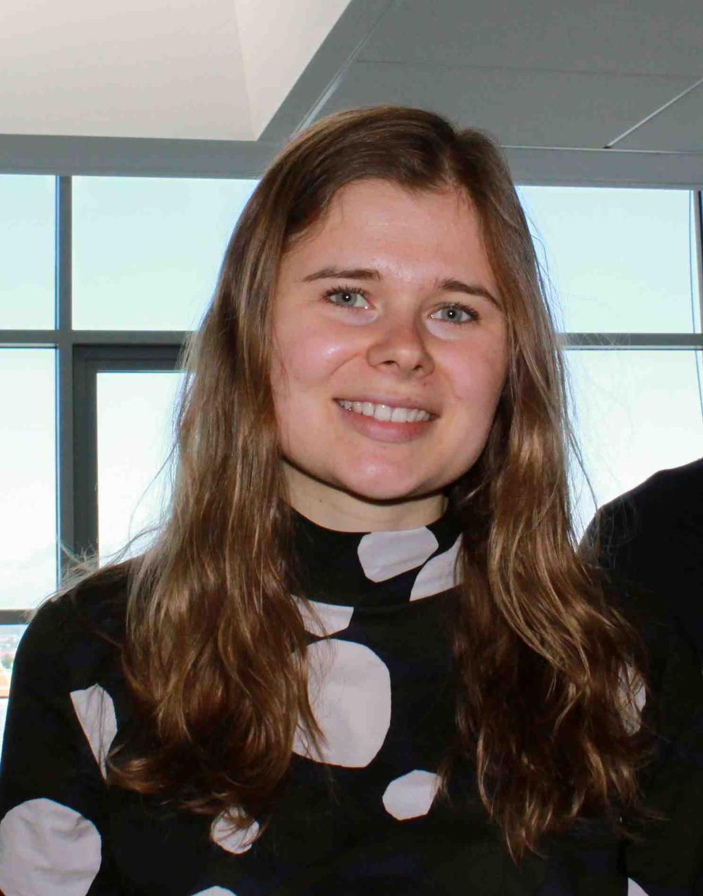 Hon forskar på halvledarbaserade lasrar som emitterar ultraviolett eller blått ljus, vilket har en stark koppling till nobelpriset i fysik 2014.