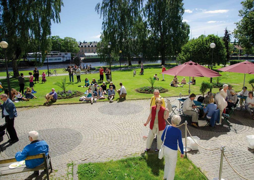 Wermland Opera Sommar Bakgrund Under en treårsperiod vill Wermland Opera satsa på sommarverksamhet i syfte att locka fler målgrupper utöver den publik som vanligtvis besöker Wermland Operas
