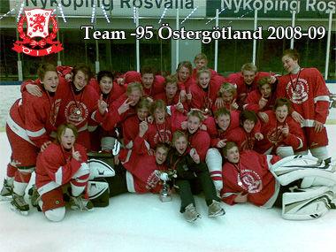 Kanske det roligaste av allt denna säsong ändå inträffade i Nyköping i slutet av april. Dit åkte vi nämligen med ÖIF TEAM -95 för att deltaga i en turnering för klubblag födda -94.