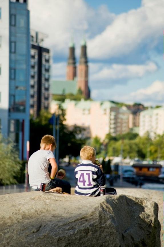 Koncernen i sammandrag Januari juni 2014 Antal sålda bostäder 1 485 (1 652) Antal produktionsstartade bostäder 1 410 (1 382) Förutsättningar för ökad nivå produktionsstarter i Norge under andra