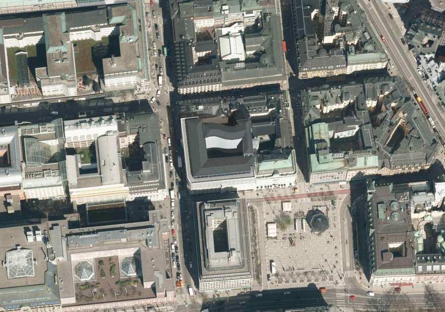 SID 11 (24) Kollektivtrafik Kollektivtrafikförbindelserna är mycket goda.