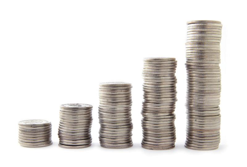 56 FINANSIELLA RÄKENSKAPER Finansiell analys & räkenskap Resultaträkning med resultatanalys och helårsprognos Resultaträkningen visar kommunens samtliga intäkter och kostnader och hur det egna