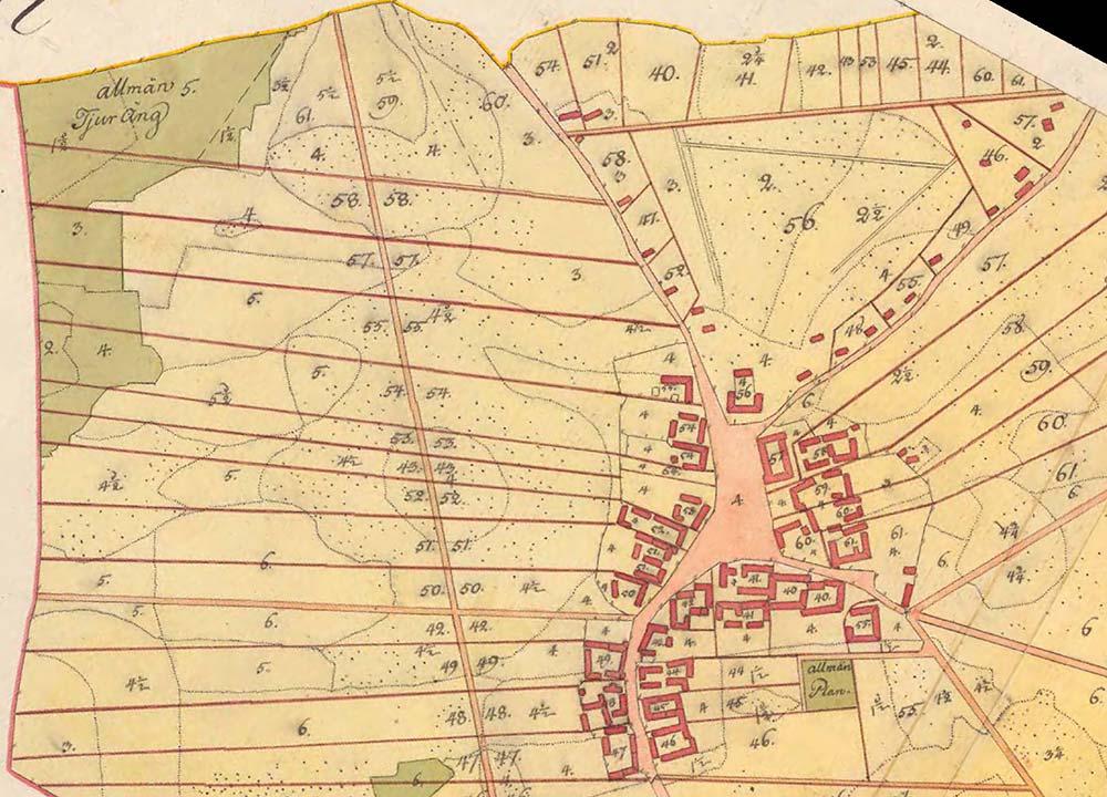 Kartanalys Enligt storskifteskartan från år 1794 (se figur 13 och 14) ligger den nordöstra delen av undersökningsområdet ca 25 meter ifrån närmsta byggnad som på kartan benämns nr 3.