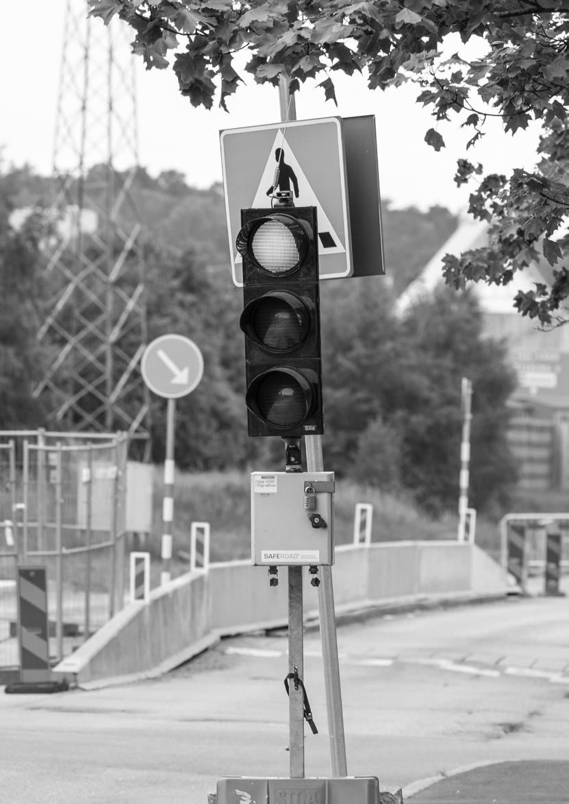 Innehållsförteckning Trafikskadeersättning...Omslag 1. Vad är en trafikskada?... 3 2. Om olyckan är framme... 4 3. Sambandsprövning... 5 4. Det frivilliga åtagandet...6 5. Ombudets roll...6 6.