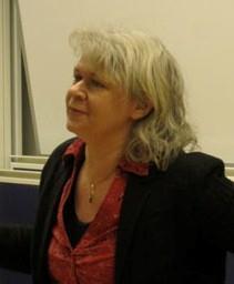 Barbro Wallgren-Hemlin är universitetslektor i Svenska språket vid Göteborgs universitet, där hon forskar och undervisar i retorik.