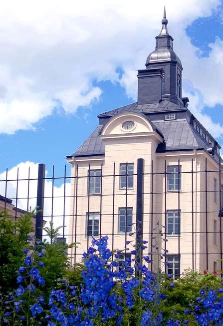 2 Äldrecentrum startade år 2004 som ett samverkansprojekt mellan Sahlgrenska Universitetssjukhuset samt äldreomsorgen och primärvården i stadsdelarna Härlanda och Örgryte i Göteborg.