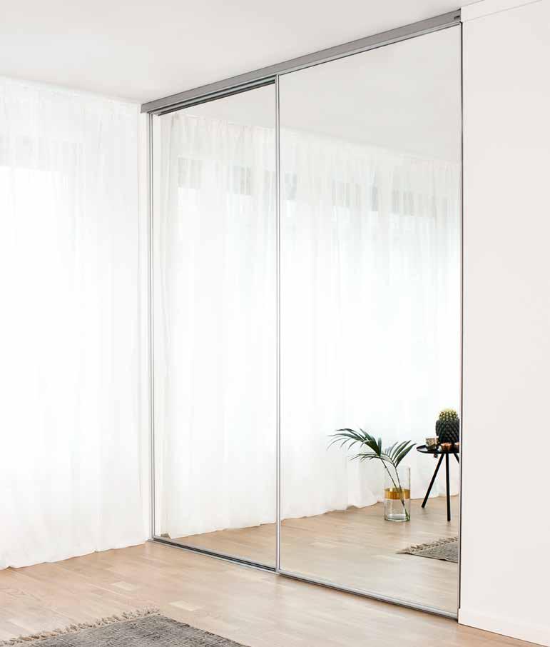 Enkelt och prisvärt med stålram I vårt sortiment har vi en dörr med stålram. Det är en dörr för dig som vill ha en stilren dörr med hel fyllning.