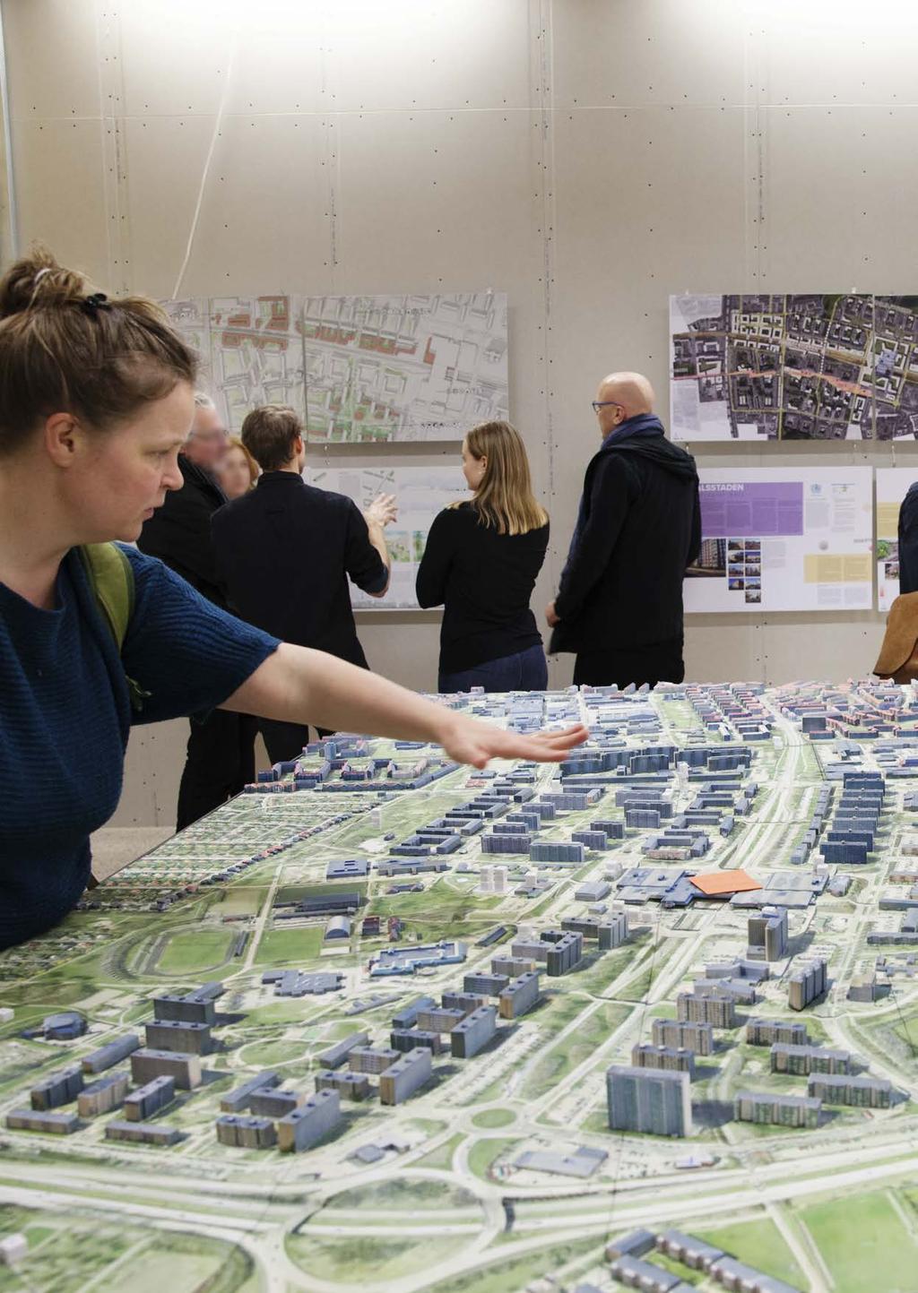 Sammanfattning Amiralsstaden är ett samlingsnamn för stadsutvecklingsprocesser och projekt som utgår från Station Rosengård (som kommer att öppna i december 2018).