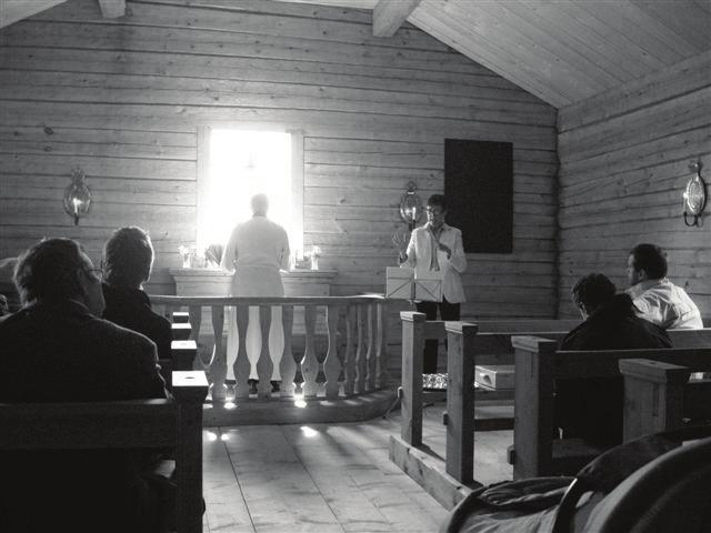 Nybyggd kyrka En kyrka som motsvarar den gamla kyrkan på hospitalsområdet och en klockstapel har nyuppförts år 2006-2007. Kyrkan invigdes den 17.6.2007 i samarbete med Kronoby församling av biskop emeritus Erik Vikström.