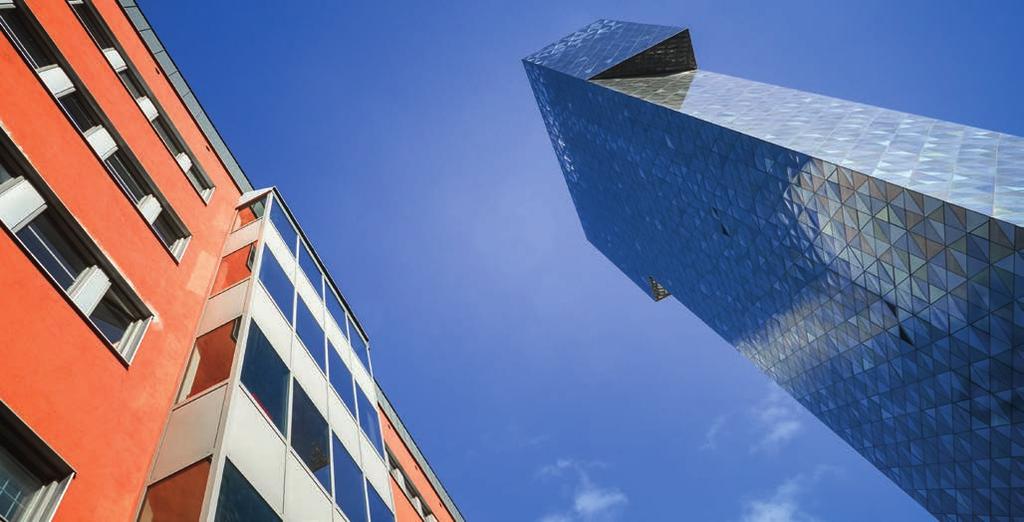 FÖRVALTNINGSBERÄTTELSE MARKNADER Region Stockholm 15 Fastigheten Helgafjäll 5, intill Victoria Tower och Kistamässan, i centrala Kista.