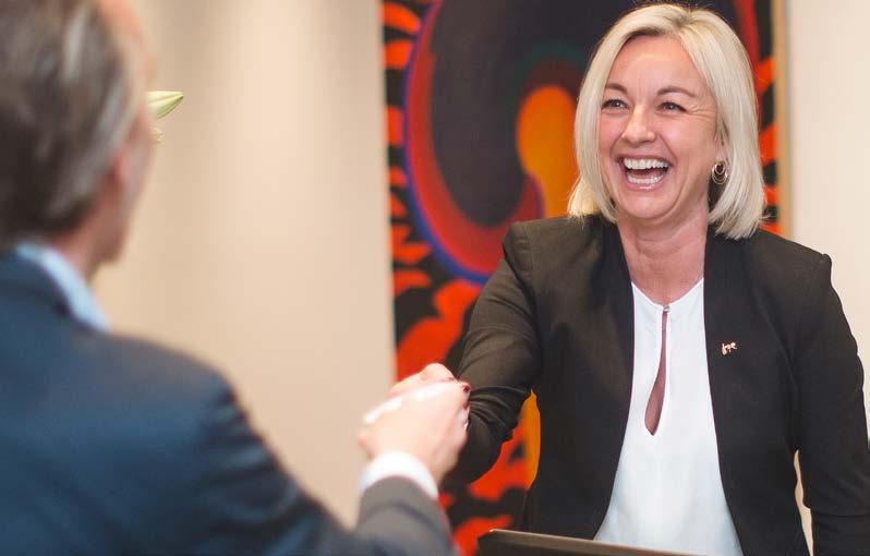 ORGANISATION OCH MEDARBETARE Närmare 250 personer arbetar inom Wallenstamkoncernen och bidrar med stort engagemang till bolagets utveckling.