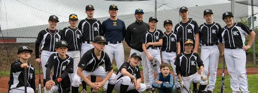 SVENSKA BASEBOLL OCH SOFTBOLL FÖRBUNDET Den 16 juni arrangerade Mellersta BSF en träningsdag på Rosvalla. I månadsskiftet juni/juli hölls en stor ungdomscamp på Skarpnäck under 3 dagar.