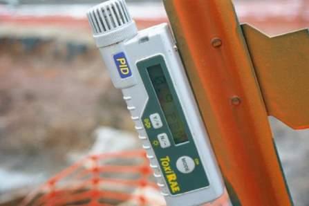 Identifiera och kvantifiera Laboratorieanalyser (tar tid) Exakta analyser Lägre detektionsnivåer Identifierar fler ämnen Krävs för de flesta metaller samt