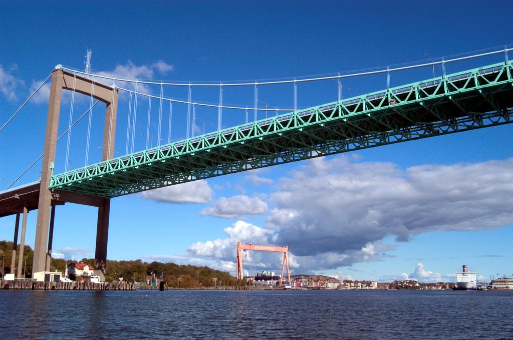 2015-06-30 Dnr 0805/14 Bilaga 1 Risk- och sårbarhetsanalys Göteborgs Stad 2015 Göteborgs Stad Besök: Köpmansgatan