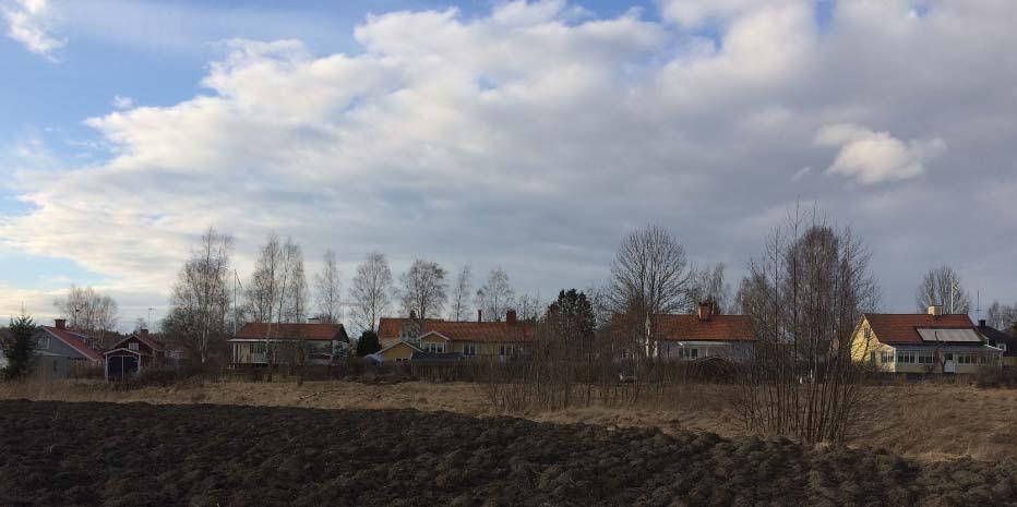 2018-01-16 PLAN.2015.6 6 (15) Störningar och risker Norr om planområdet finns en smidesverkstad.