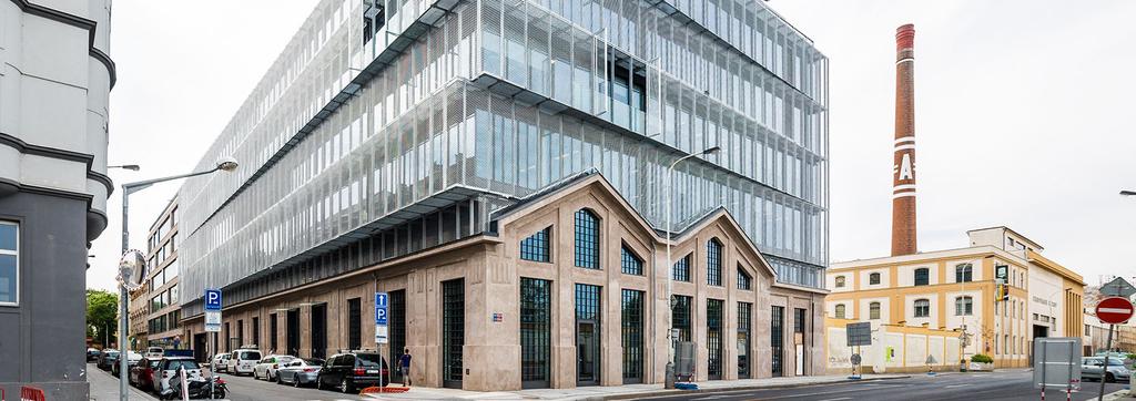 6 Skanska Sexmånadersrapport, januari juni Kassaflöde Koncernen Operativt kassaflöde från verksamheten Mdr kr 1 8 6 4 2-2 Operativt kassaflöde från verksamheten uppgick till 36 ( 1 886).