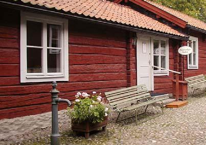 Sid 12 Foto Erik Örebrohelgen lördag 25 augusti Det finns nog knappast några folkdansare som är ute i så god tid som Spånga folkdansgille.