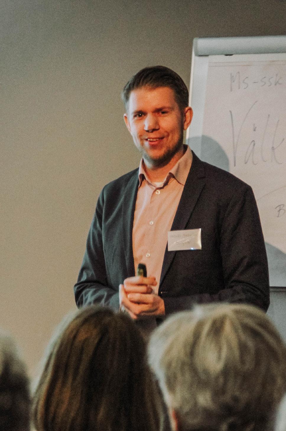 REGISTRERING AV PATIENTDATA TILL VILKEN NYTTA? Anders Berglund är statistiker/epidemiolog på Biogen. Han är även forskare vid klinisk neurovetenskap på KI och älskar att jobba med vetenskaplig data.