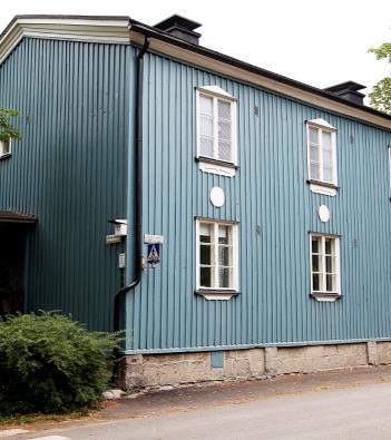HYRESBOSTÄDER I FINLAND ca 800 000 hyresbostäder Av vilket hälften (ca 400 000) ägs av privata personer och andra