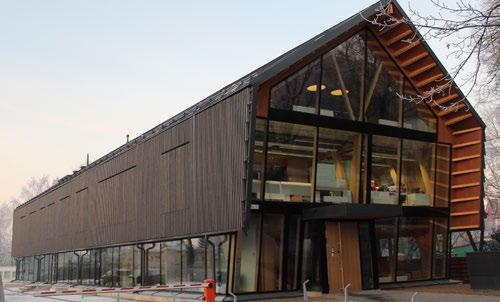 2014 flyttade Lemeks till en helt ny kontorsbyggnad där även de specialkonstruerade limträbalkarna tillverkas