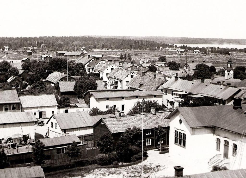 Utsikt över Östhammar mot Gammelhus omkring 1890.