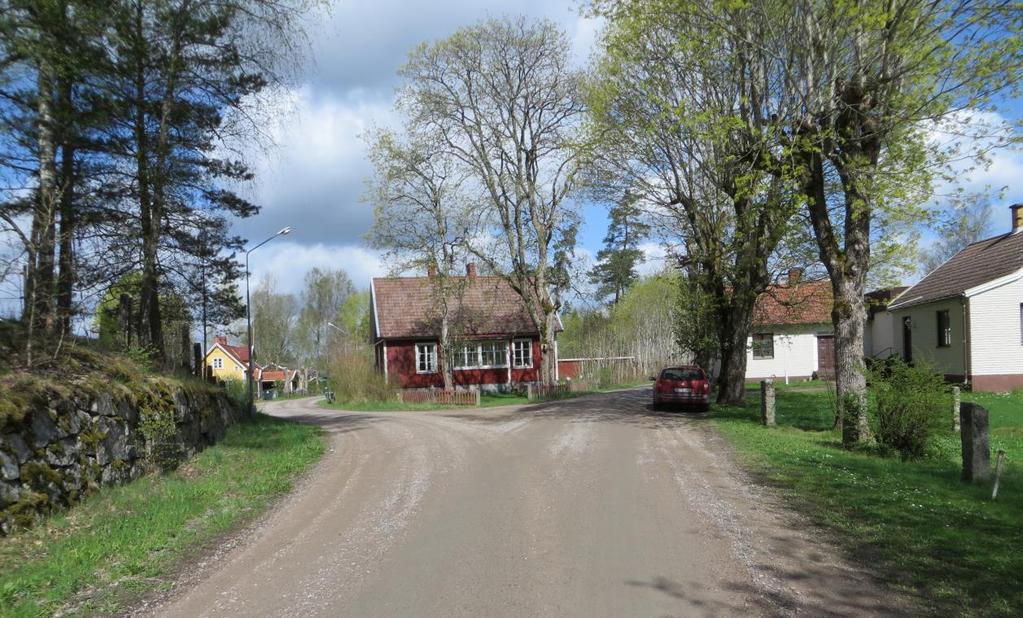 är renoverad 1950, tillbyggd 1963 och renoverad 2004.