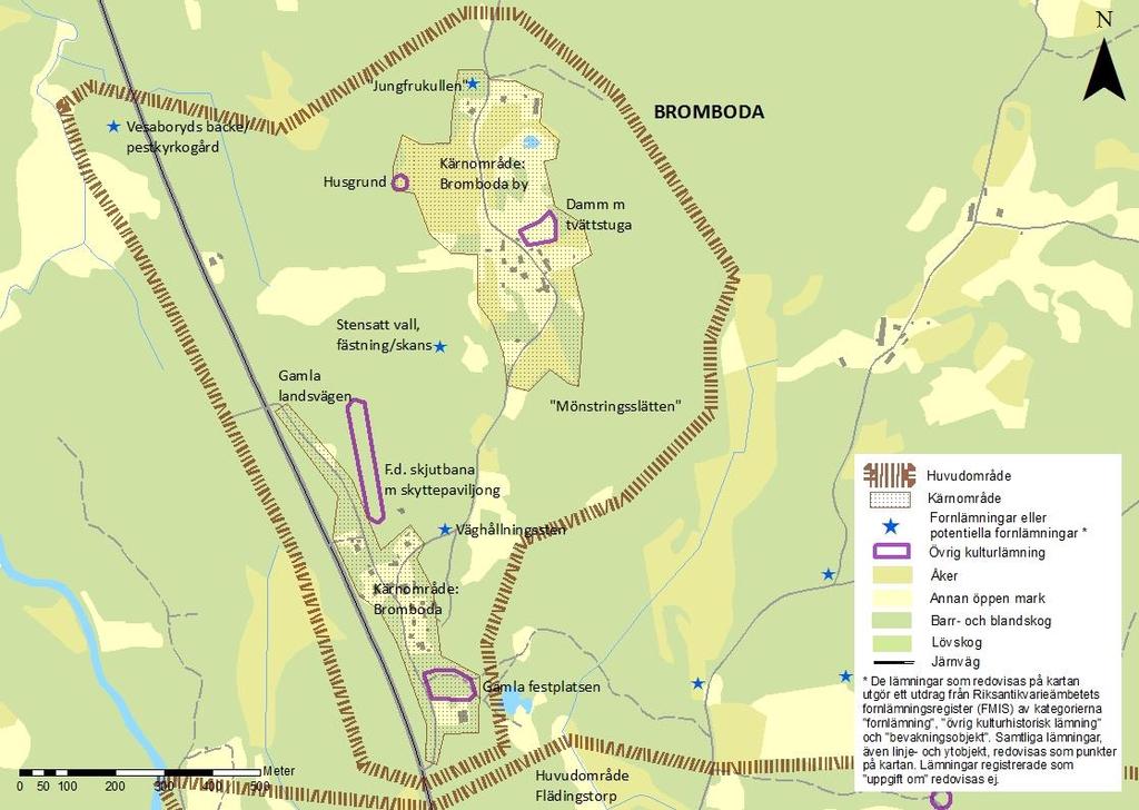 BROMBODA Klass 2 Lyckebyåns vägar: Landsvägen, tillika gamla Kungsvägen. Sammanhållen bebyggelse från sent 1800-tal intill gamla landsvägen med lanthandel och mindre boställen.