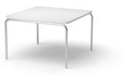 Design: Josefin Alpen Beskrivning Play soffbord kommer som standard med bordsskiva i vit laminat och benstativ i lack.