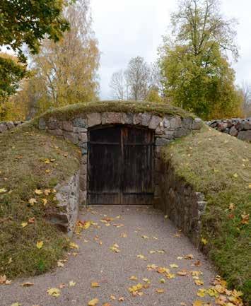 Bisättningshus 1946-47 byggdes ett bisättningshus i kyrkogårdens sydöstra hörn.